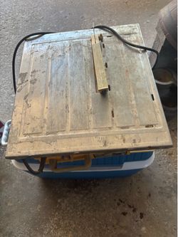 Tile cutter