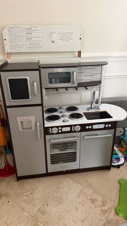 Kids play kitchen