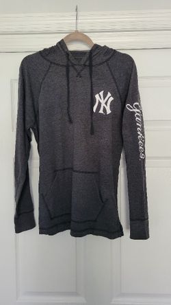 SPRING SALE Stitches MLB New York Yankees grey longsleeve lightweight hoodie Size Medium Mens