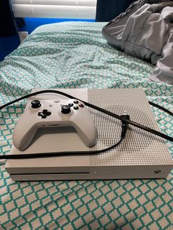 Xbox One With Controller
