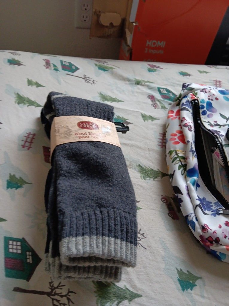 2 Pair Of Boot Socks