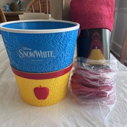 Snow White Popcorn bucket and hooded Blanket