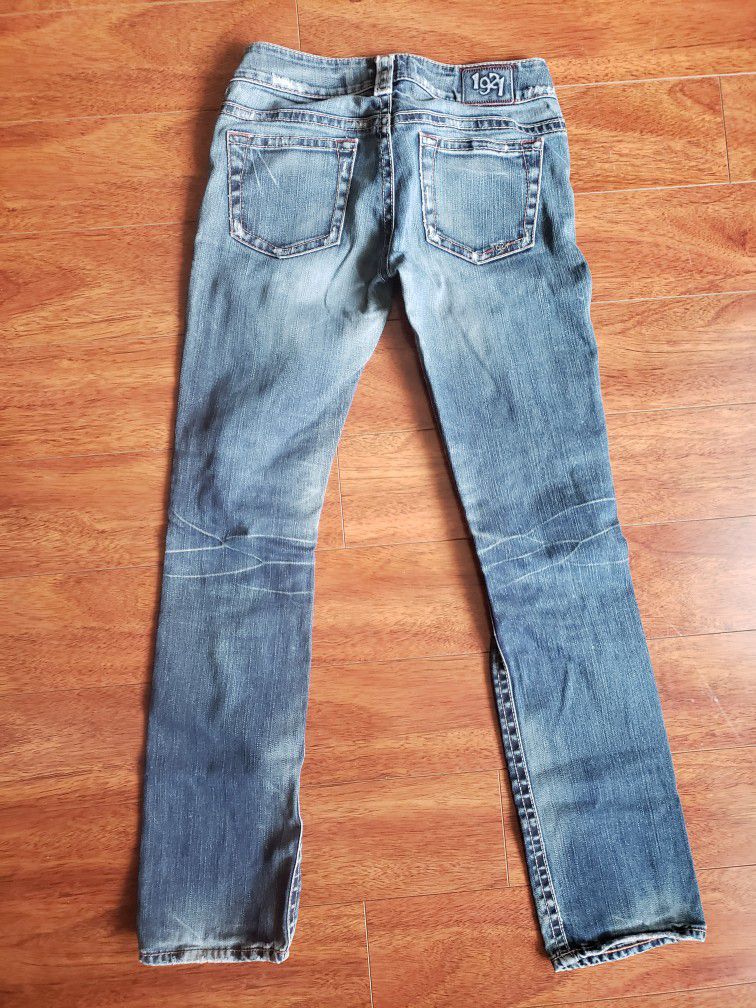 Forberedelse Legitimationsoplysninger skræmmende 1921 Women's Jeans , Size 27/32 for Sale in Los Angeles, CA - OfferUp