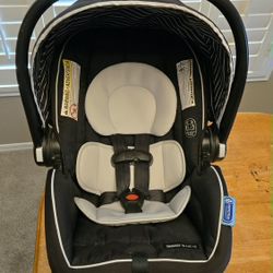 Snugride 35 Lite Baby Carseat & Base