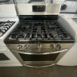Frigidaire Stove 
