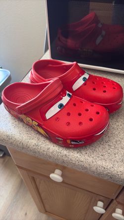lighting McQueen Crocs