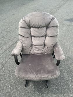 Nursery Rocking Chair For Sale (FREE DELIVERY)