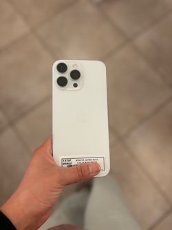 iPHONE 16 PRO MAX UNLOCKED 256GB