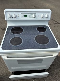 GE Spectra Electric Range Stove