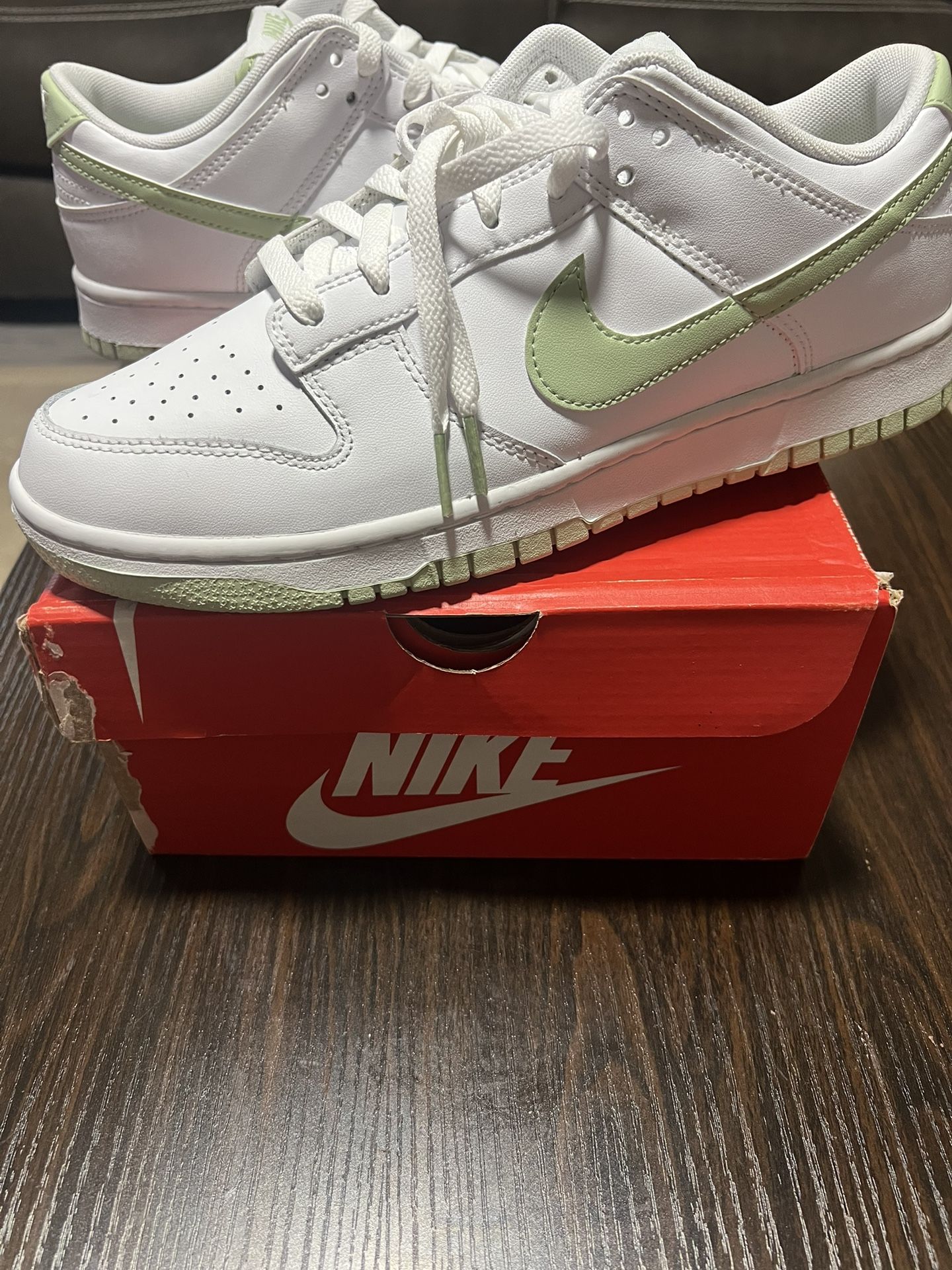 Dunk low honeydew Men’s 9.5 SKU-Dv0831-105
