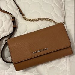 Michael Kors - Crossbody