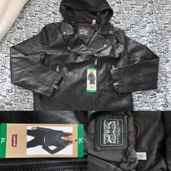 New Women Levi’s Jacket Size XL $20 Firm