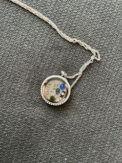 Origami Owl Necklace