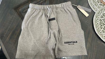 Dark oat essential shorts