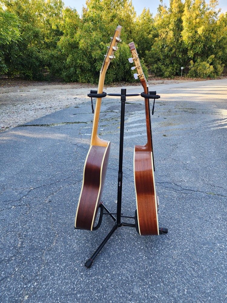 Double Guitar Stand