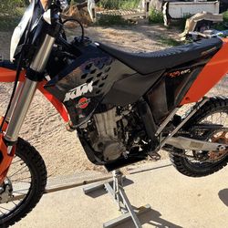2009 KTM 530 EXC – Low-Mileage Dual-Sport Enduro, Street-Legal