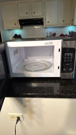 Hamilton Beach microwave