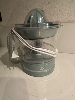 Free citrus juicer ( works great  )