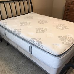 Full Size Bed With Frame