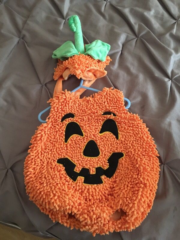 12-18 months pumpkin suit w/ hat costume