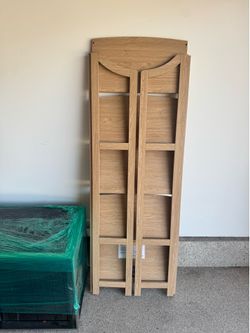 Pier 1 collapsible bookcase
