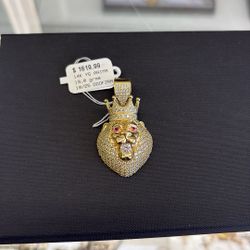 Lion  Cz 19.0 Grms We Do Offer Layaway 10% Down Ask For Ashley Thank You 