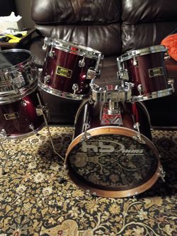 Mapex 5pc Drum kit