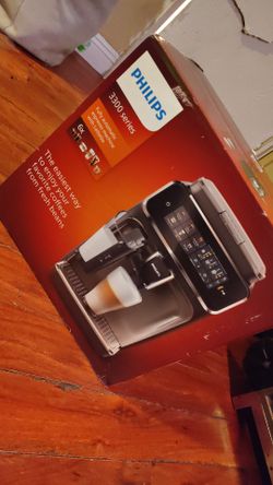 Philips 3300 Fully Automatic Espresso Machine with LatteGo
