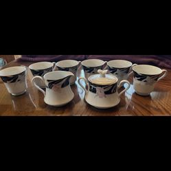 Vintage MIKASA Teacups And Creamer And Sugar Bowl