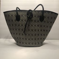 Neiman Marcus Black And White Large Tote