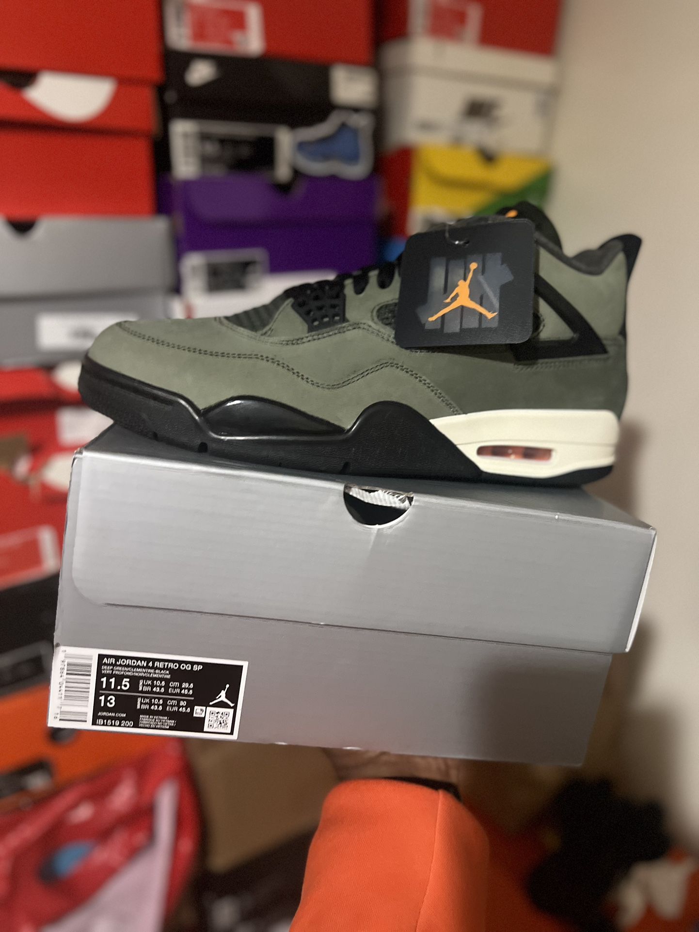 Jordan 4 Retro 