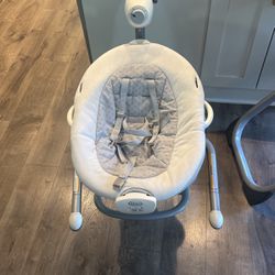 Graco Baby swing And Bouncer 