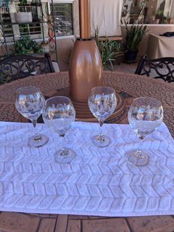 Etched Gold Rim Wine Glasses