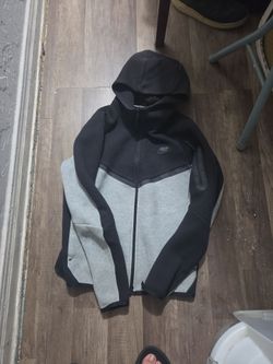 Nike tech