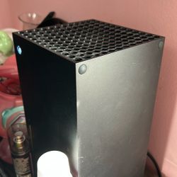 Xbox One X 