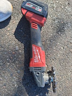 Milwaukee grinder