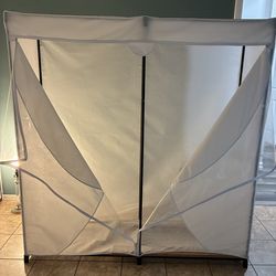 Portable/Mobile Linen Closet
