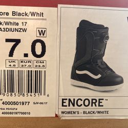 Vans Encore Women’s Snowboard Boots – Like New, Used Once 