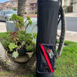 └➤➤➤ Light Weight TaylorMade Midsize Golf Bag -