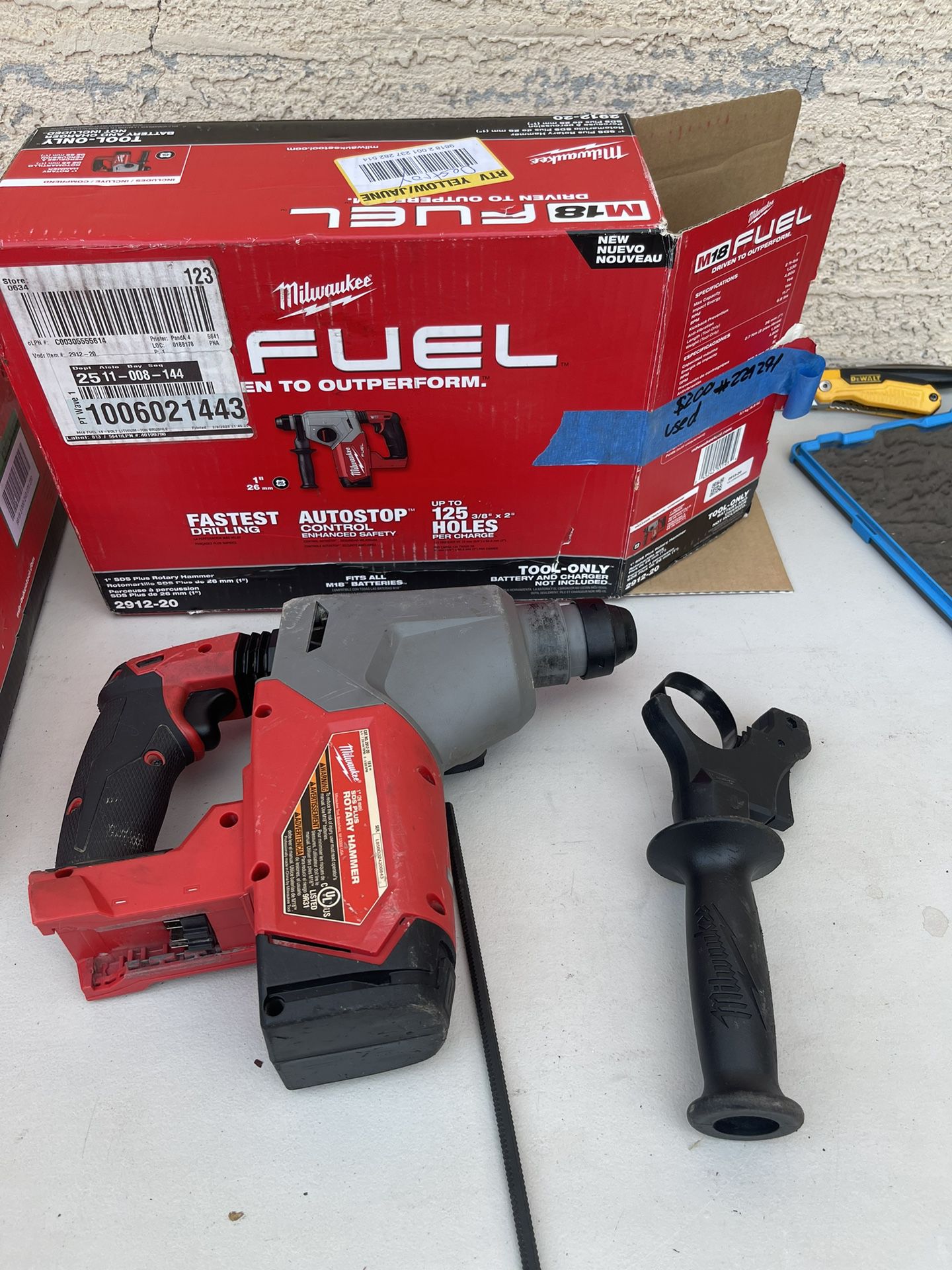 Best Seller Milwaukee M18 FUEL 18V Lithium-Ion Brushless Cordless in. SDS-Plus  Rotary Hammer (Tool-Only for Sale in Phoenix, AZ OfferUp