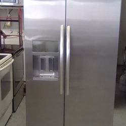 KitchenAid 36” Side By Aide Stainless Steel Refrigerator 