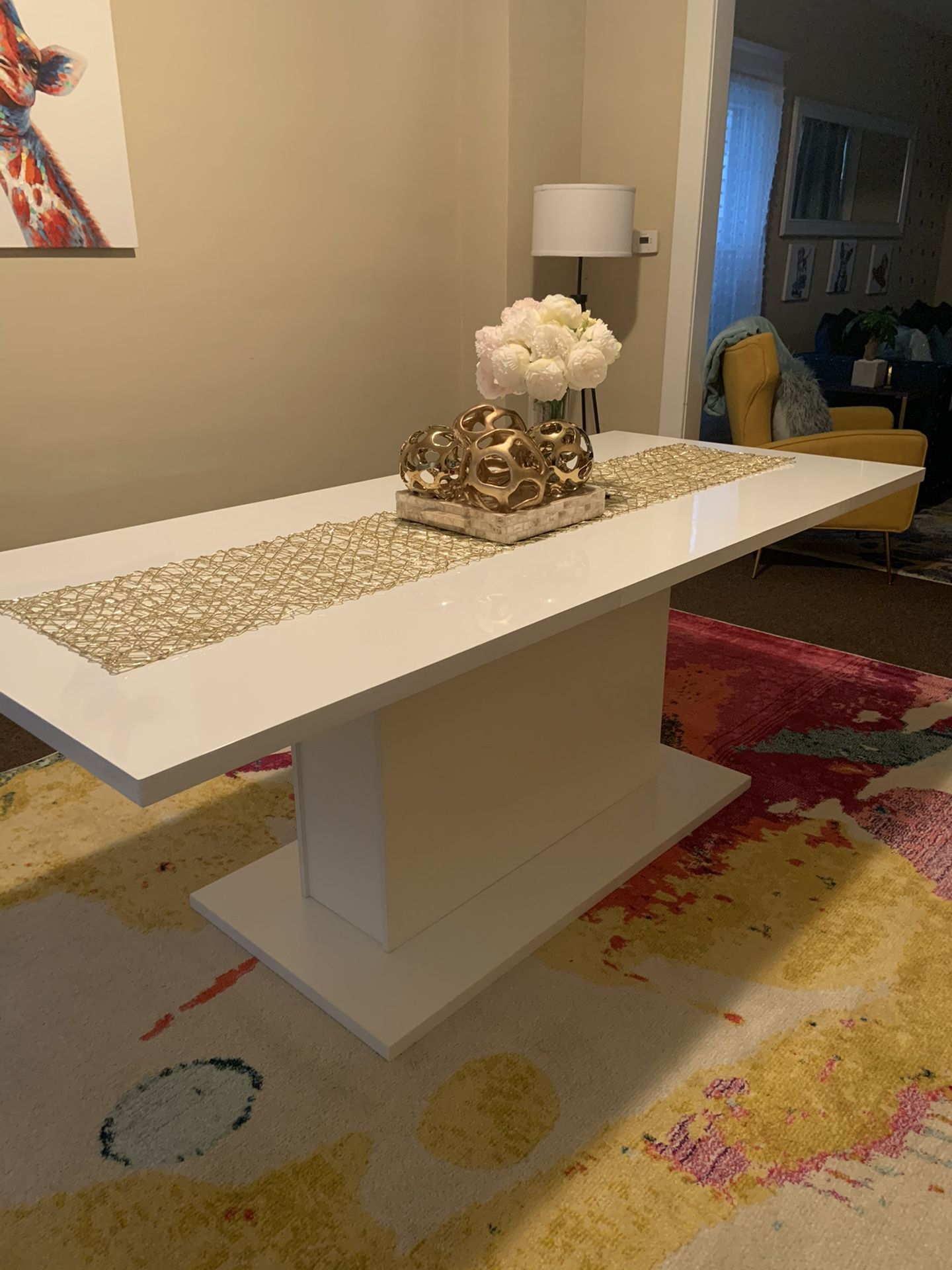 Ethiopia glossy white dining table! Brand new!!!! Best offer