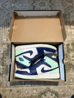Air Jordan 1 Mid “Blue Mint”