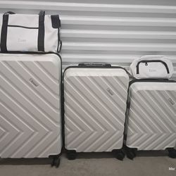 Luggage 5 Pieces Set White Color 