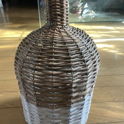 Weaved 2 tone vase 16 inches tall