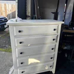 Wood dresser