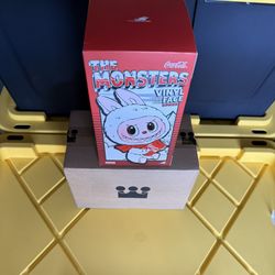 THE MONSTERS COCA-COLA SERIES-Vinyl Face Blind Box