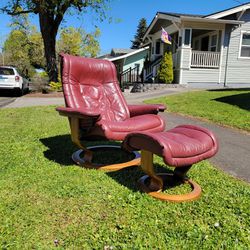 Vintage Lounge Chair and Ottoman 
