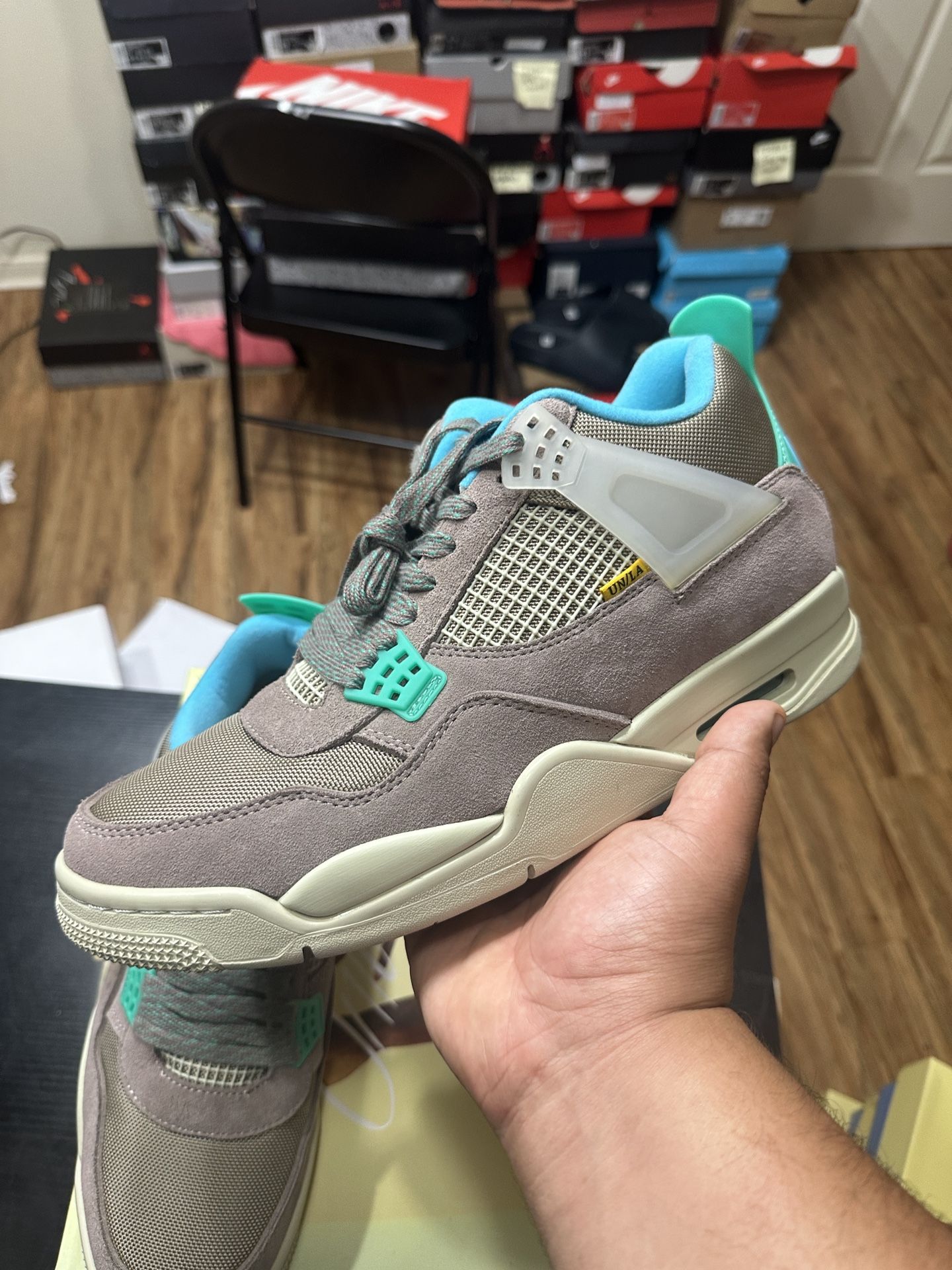 JORDAN RETRO 4 UNION LA β TAUPE HAZEβ π½π½π½