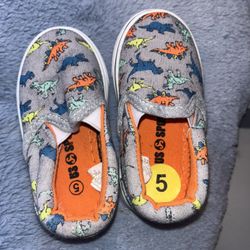 Slip On Shoes Size 5